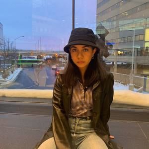 Meet your Posher, Regina isabel